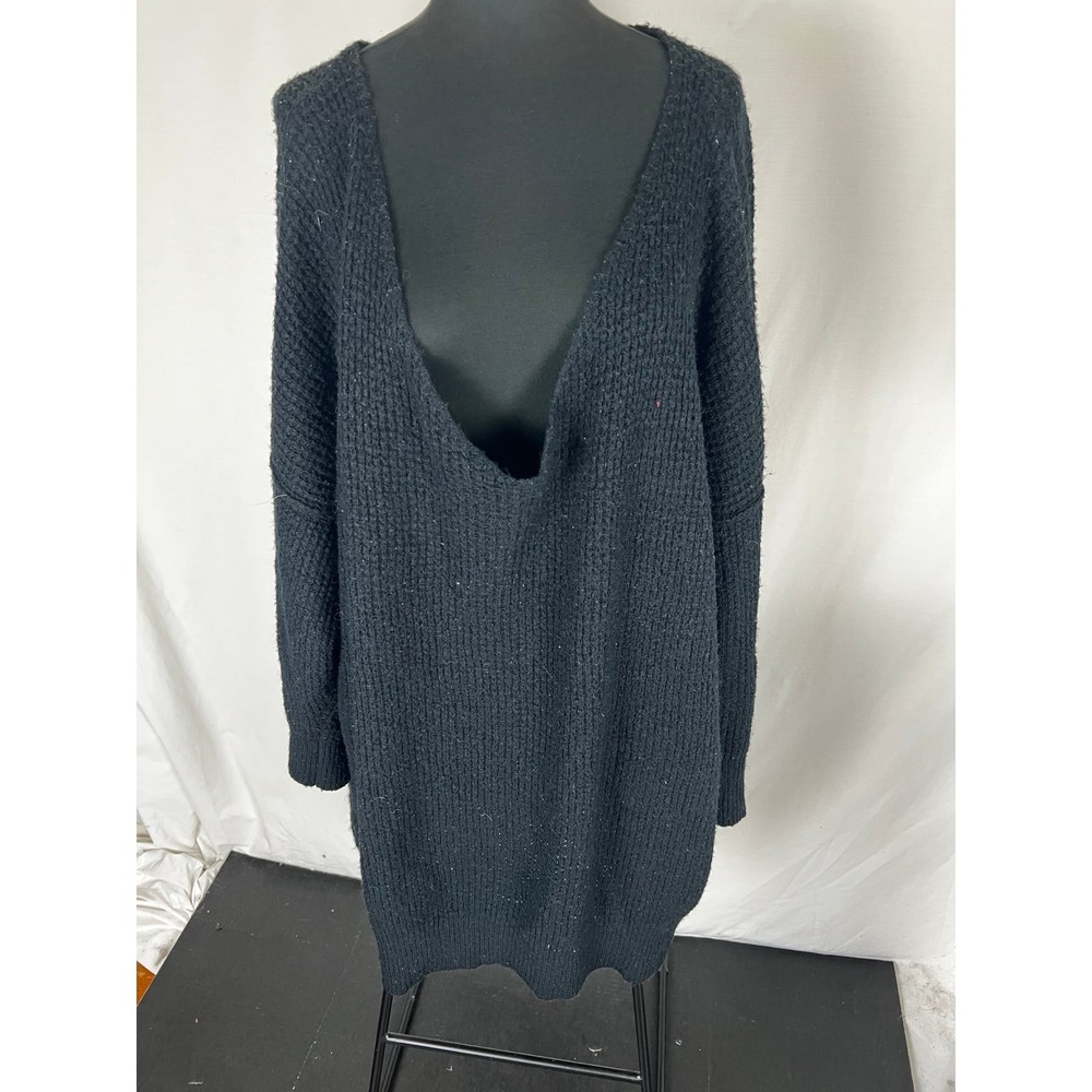 Free People Intimately Black Oversized M/L V-neck sweater